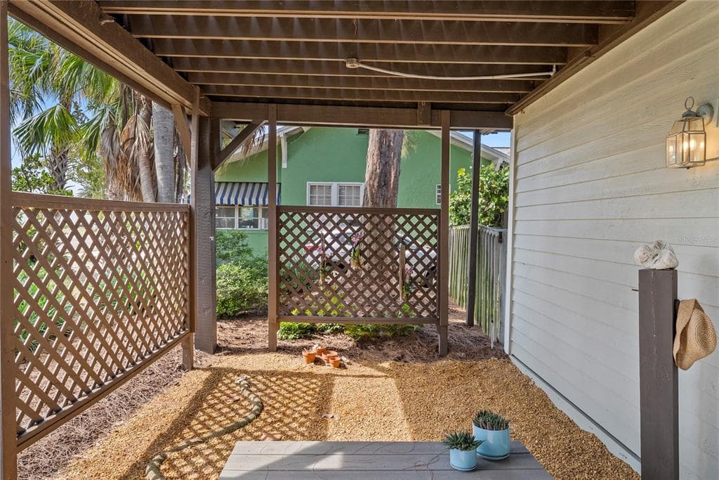 1304 PASS A GRILLE WAY, ST PETE BEACH, FL 33706 — zdjęcie 5