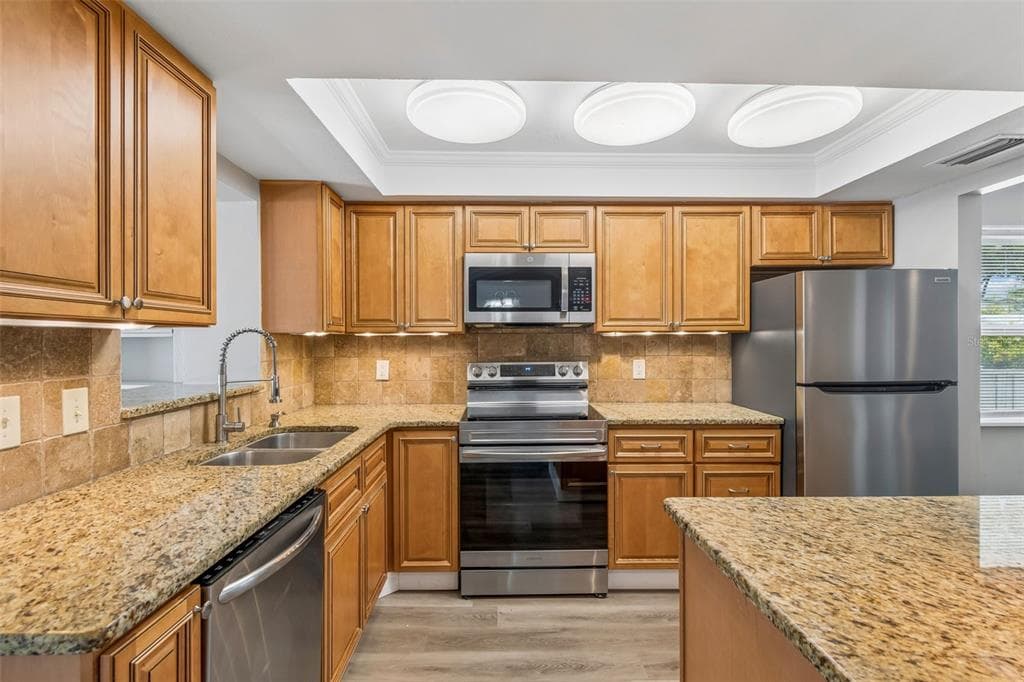 13691 SERENA DRIVE, LARGO, FL 33774 — zdjęcie 5