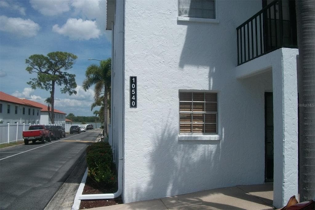 10540 77TH TERRACE # 210, SEMINOLE, FL 33772