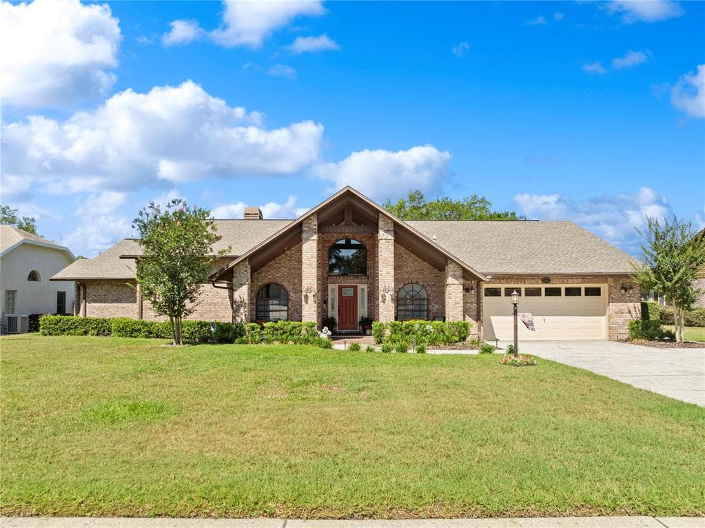 6219 HUNTINGTON DRIVE, ZEPHYRHILLS, FL 33542