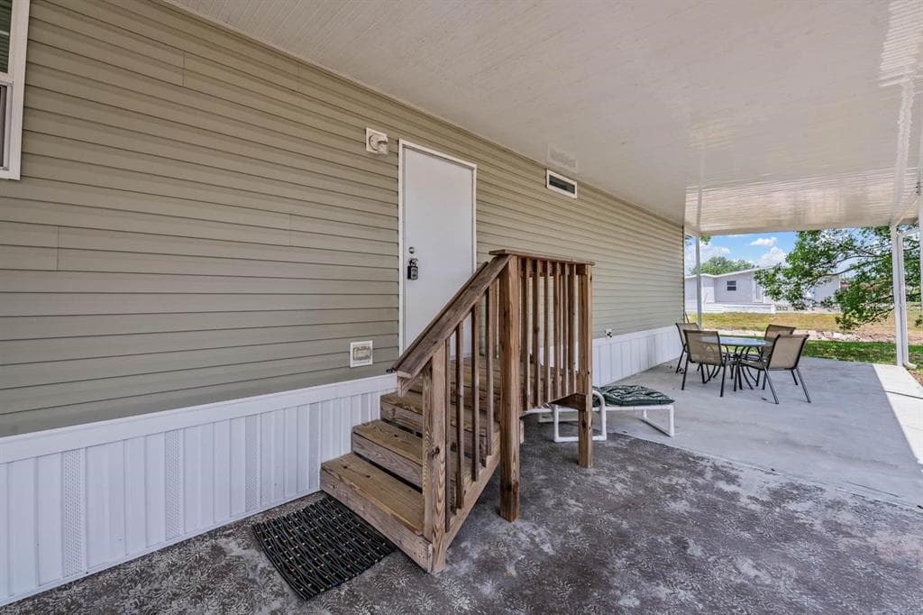 36747 LAKEWOOD DRIVE, ZEPHYRHILLS, FL 33542 — zdjęcie 4