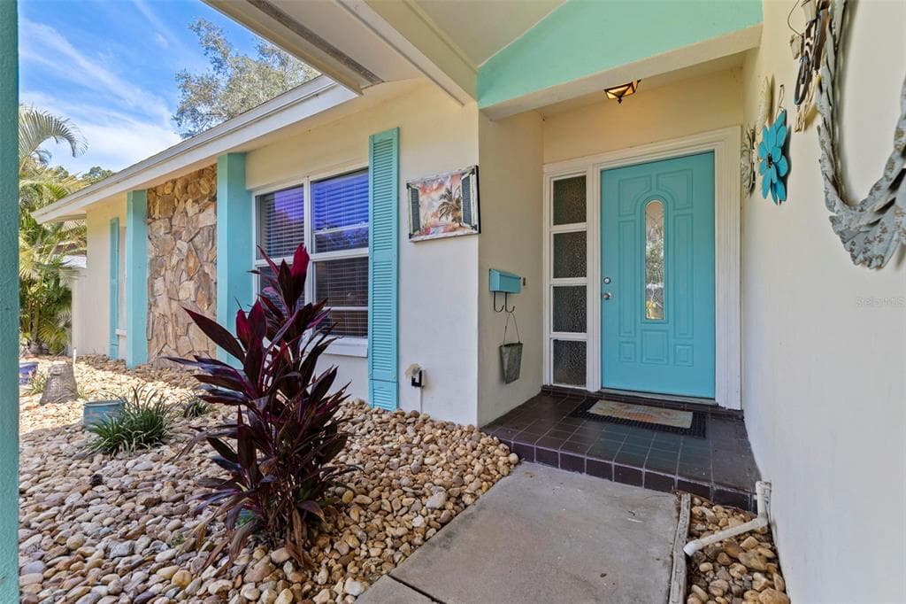 201 58TH AVENUE S, ST PETERSBURG, FL 33705 — zdjęcie 2