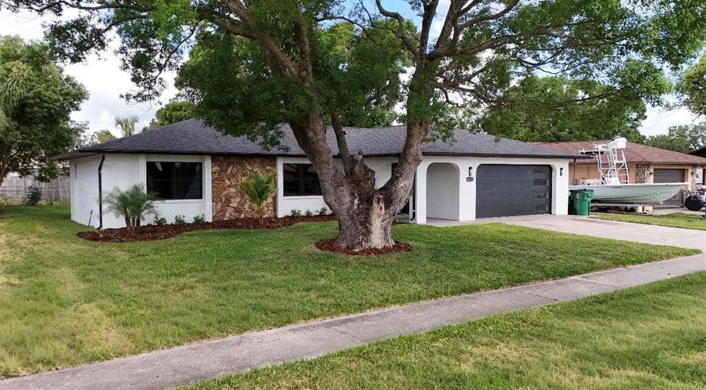 6111 18TH STREET, ZEPHYRHILLS, FL 33542