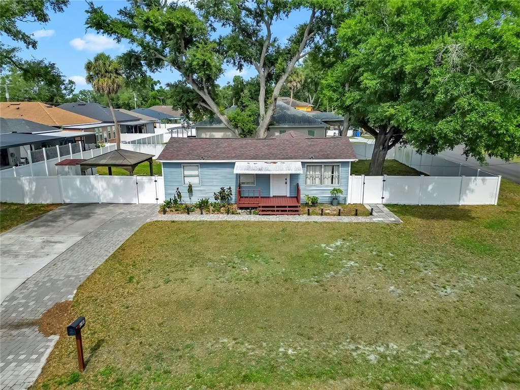 6201 THERESA STREET, TAMPA, FL 33615 — zdjęcie 4