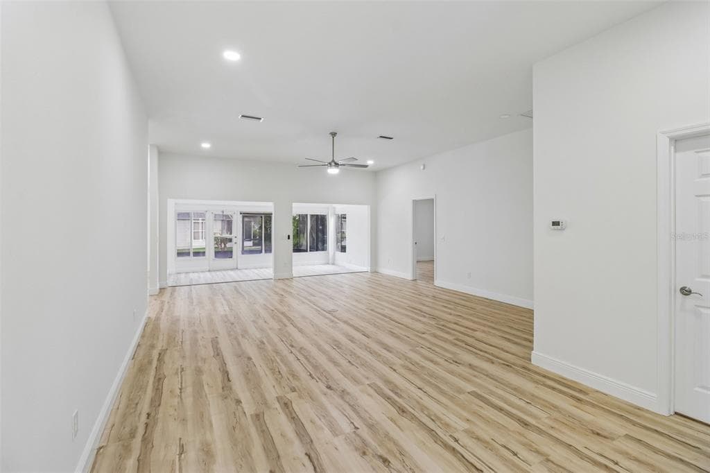 207 DESOTA COURT, LADY LAKE, FL 32159 — zdjęcie 5