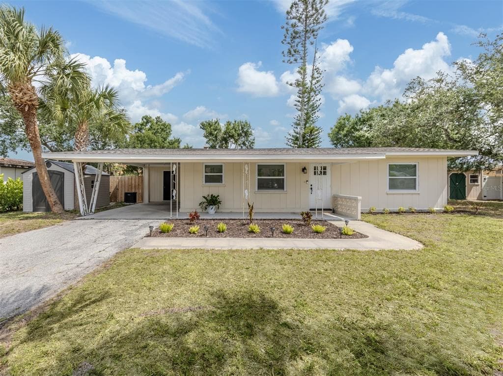 929 CYPRESS AVENUE, VENICE, FL 34285