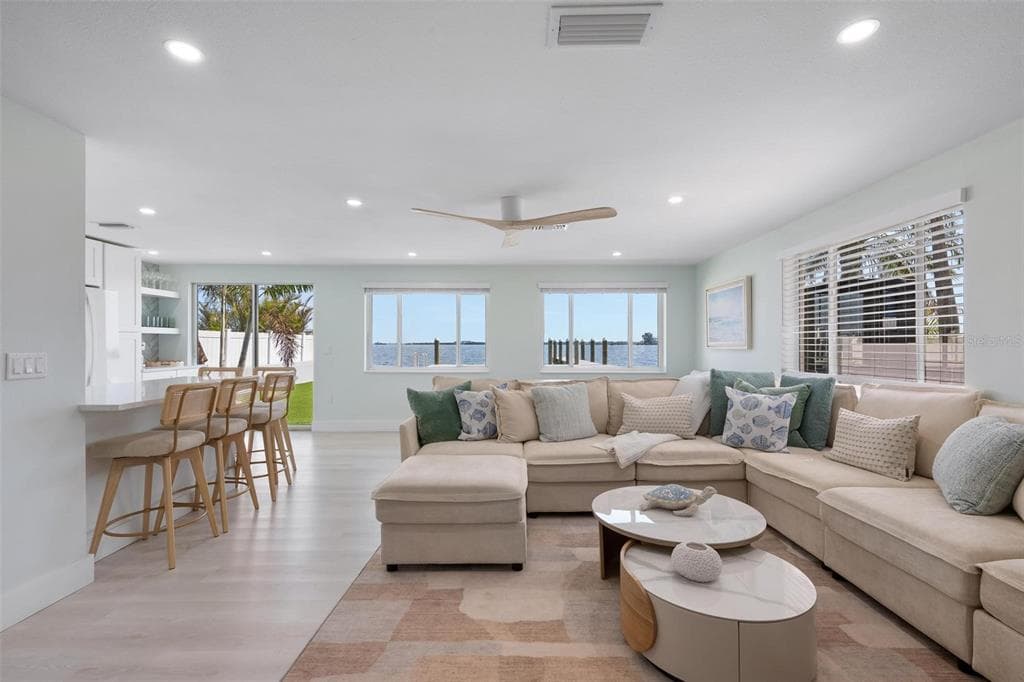 118 9TH STREET N, BRADENTON BEACH, FL 34217 — zdjęcie 5