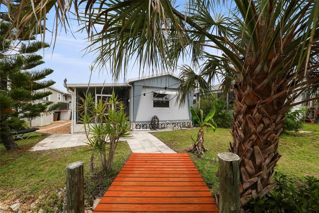 3119 SUNNY HARBOR DRIVE, PUNTA GORDA, FL 33982 — zdjęcie 4