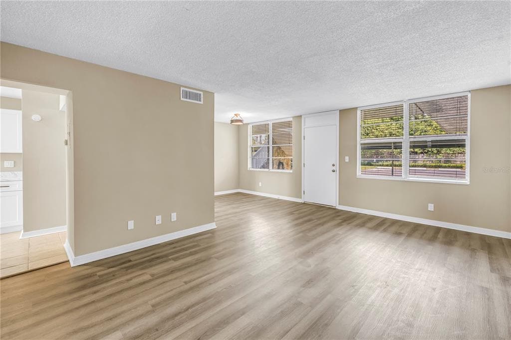 4720 LOCUST STREET NE # 116, ST PETERSBURG, FL 33703 — zdjęcie 3