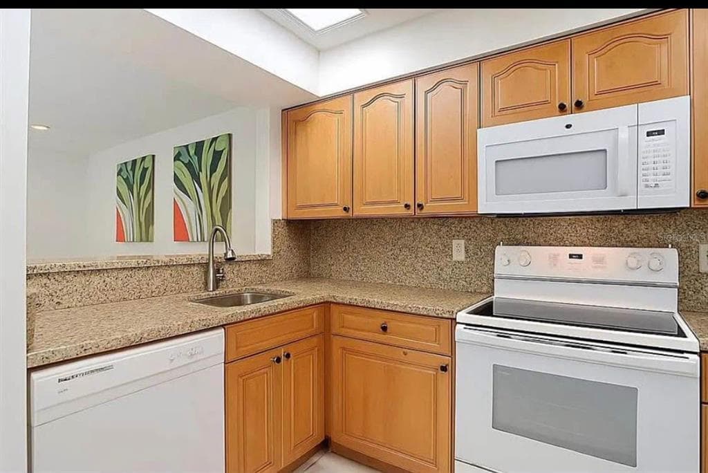 10131 LAKE OAK CIRCLE, TAMPA, FL 33624 — zdjęcie 3