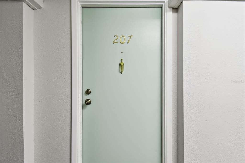 255 DOLPHIN POINT # 207, CLEARWATER BEACH, FL 33767 — zdjęcie 3