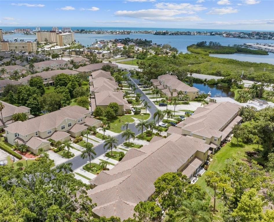 11235 KAPOK GRAND CIRCLE, MADEIRA BEACH, FL 33708 — zdjęcie 2