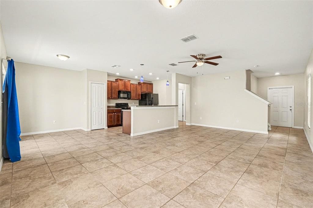 7421 FRENCH MARIGOLD AVENUE, TAMPA, FL 33619 — zdjęcie 5