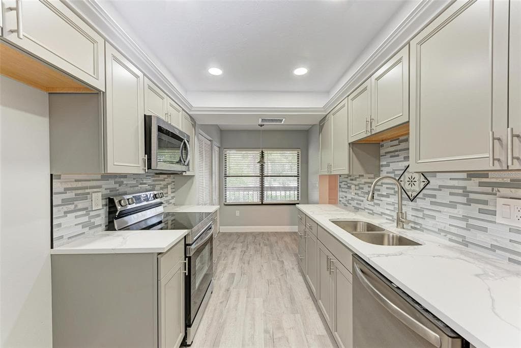 515 30TH AVENUE W # H201, BRADENTON, FL 34205 — zdjęcie 5