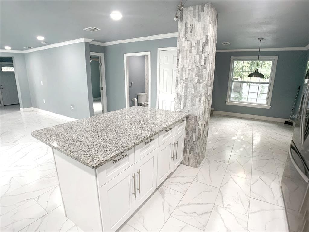 3427 16TH AVENUE S, ST PETERSBURG, FL 33711 — zdjęcie 4