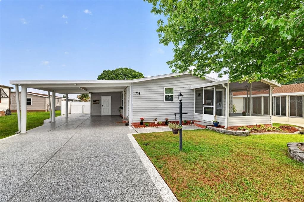 728 PRADO DRIVE, LADY LAKE, FL 32159
