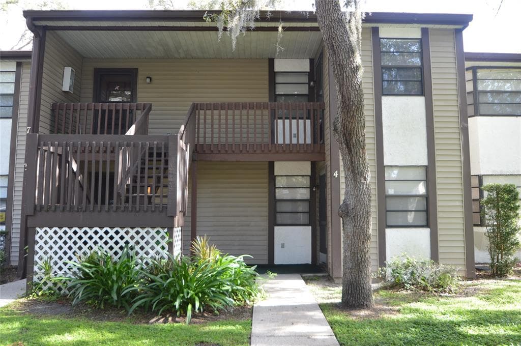 12010 PROCTOR LOOP # 4, NEW PORT RICHEY, FL 34654
