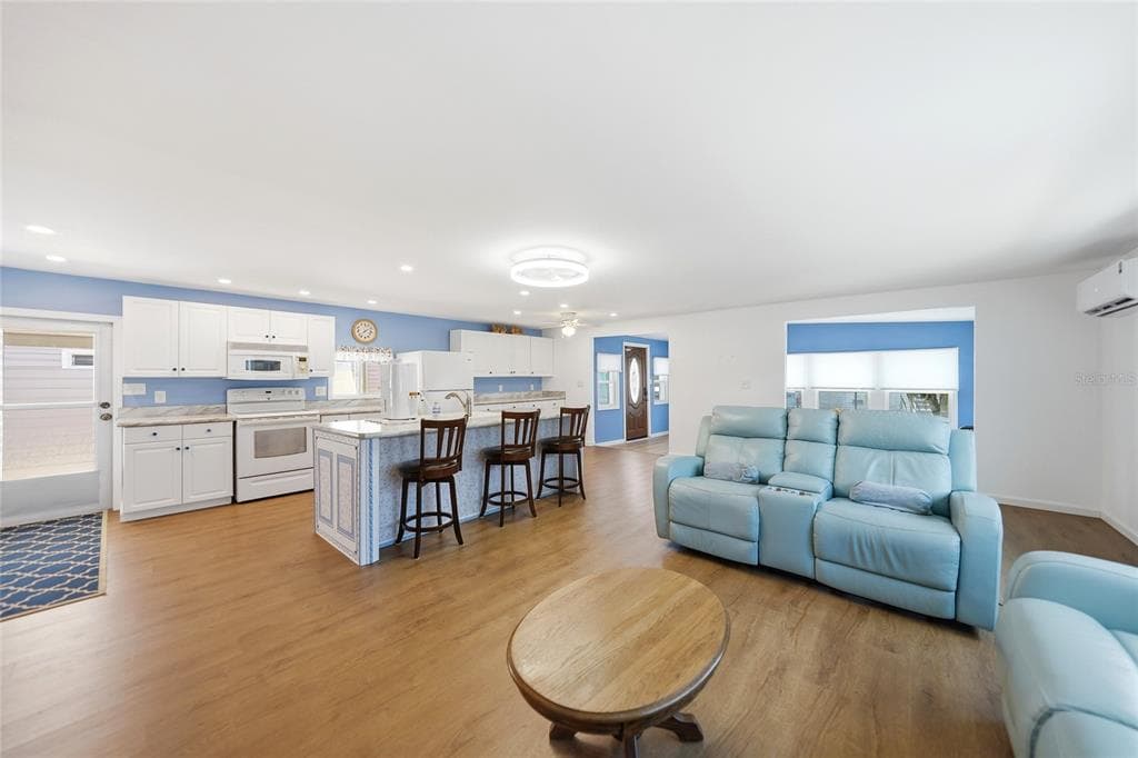 10303 BURNT STORE ROAD # 108, PUNTA GORDA, FL 33950 — zdjęcie 5