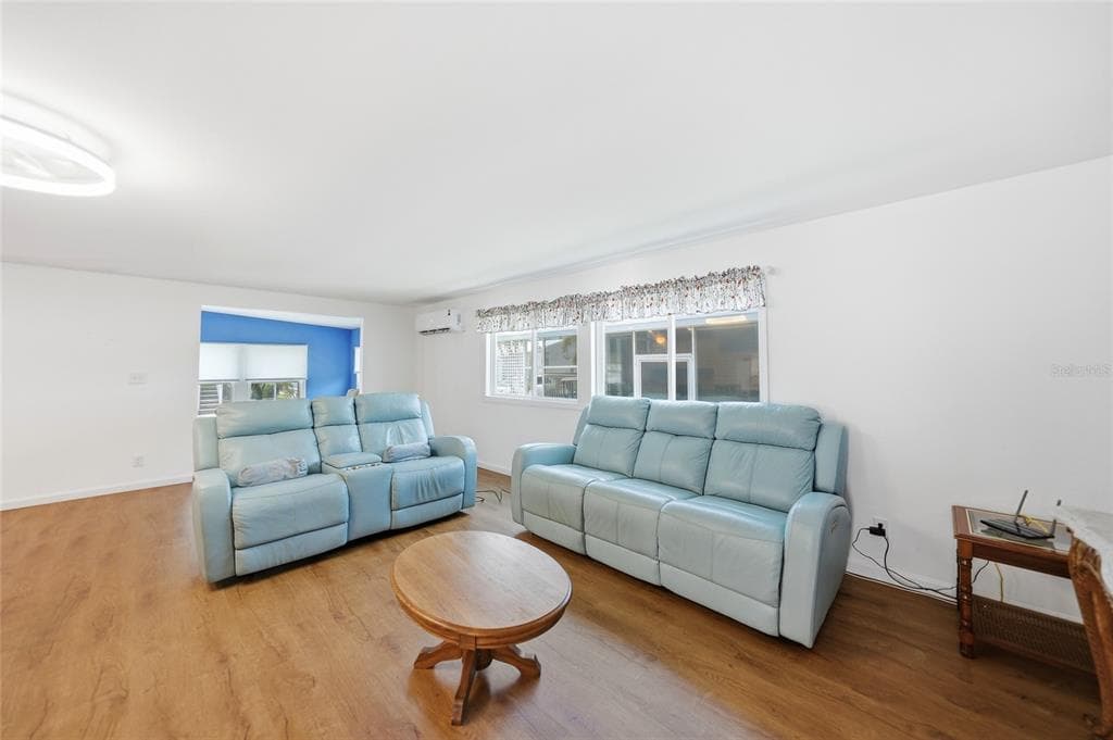 10303 BURNT STORE ROAD # 108, PUNTA GORDA, FL 33950 — zdjęcie 4