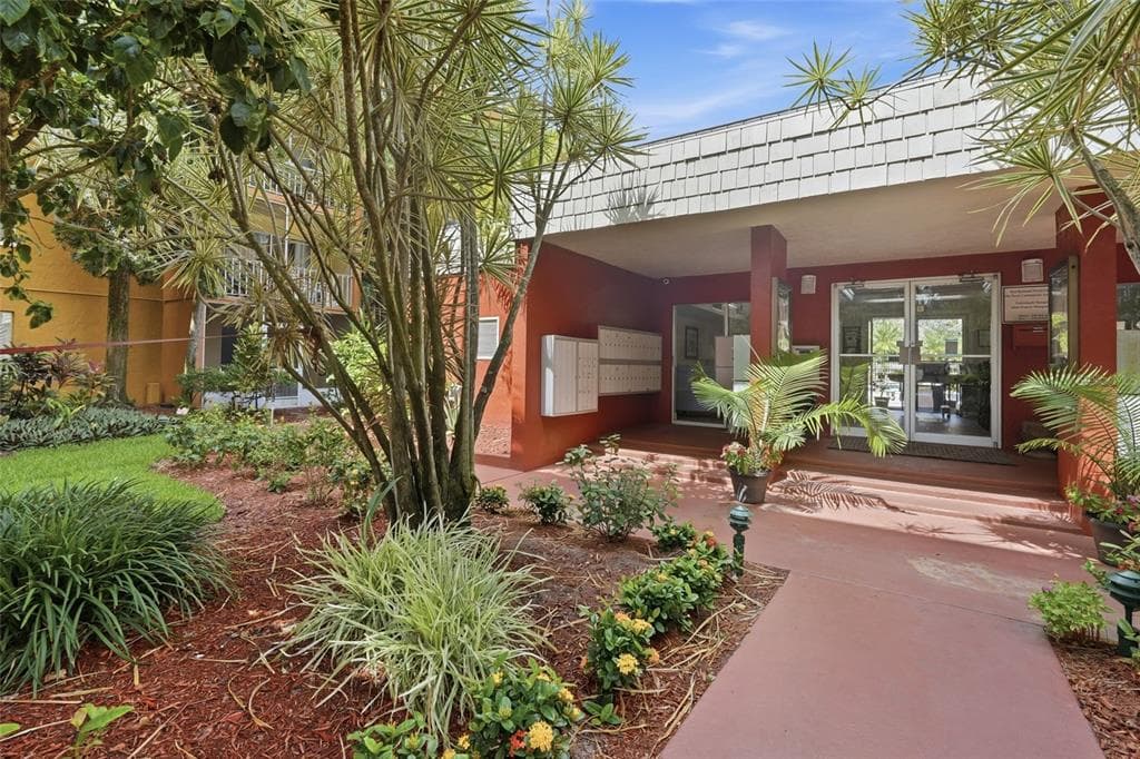 2366 E MALL DRIVE # 403, FORT MYERS, FL 33901 — zdjęcie 4
