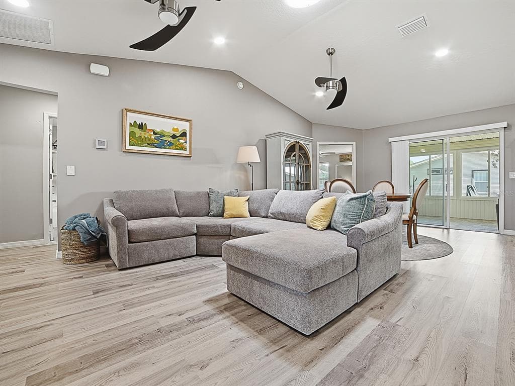 1033 ALOHA WAY, LADY LAKE, FL 32159 — zdjęcie 5