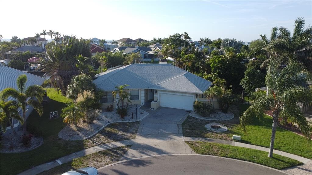 6612 BLACKFIN WAY, APOLLO BEACH, FL 33572