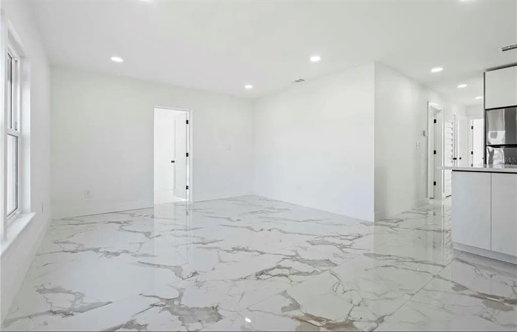 5101 TOWN N COUNTRY BOULEVARD, TAMPA, FL 33615 — zdjęcie 5