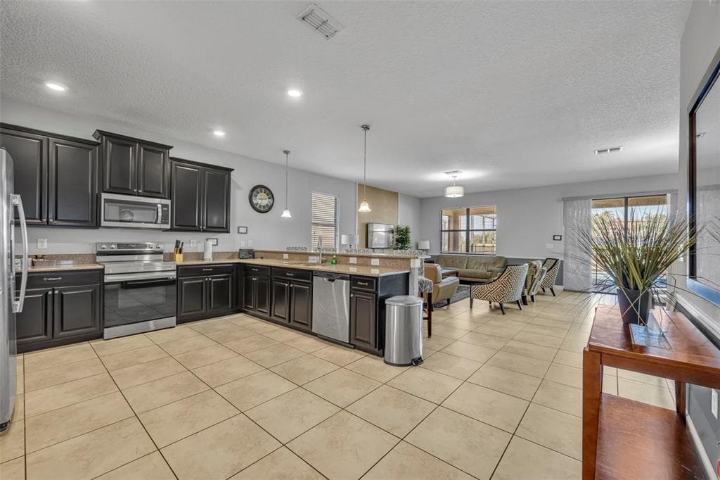 1435 ROLLING FAIRWAY DRIVE, DAVENPORT, FL 33896 — zdjęcie 4