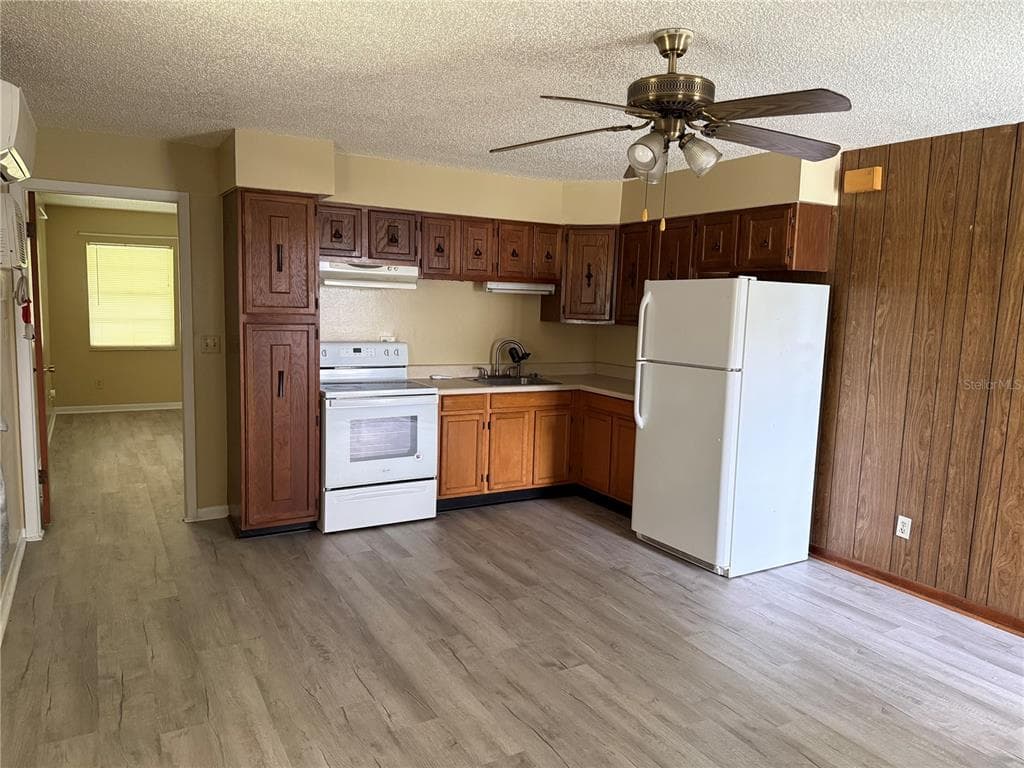 5217 17TH STREET, ZEPHYRHILLS, FL 33542 — zdjęcie 4