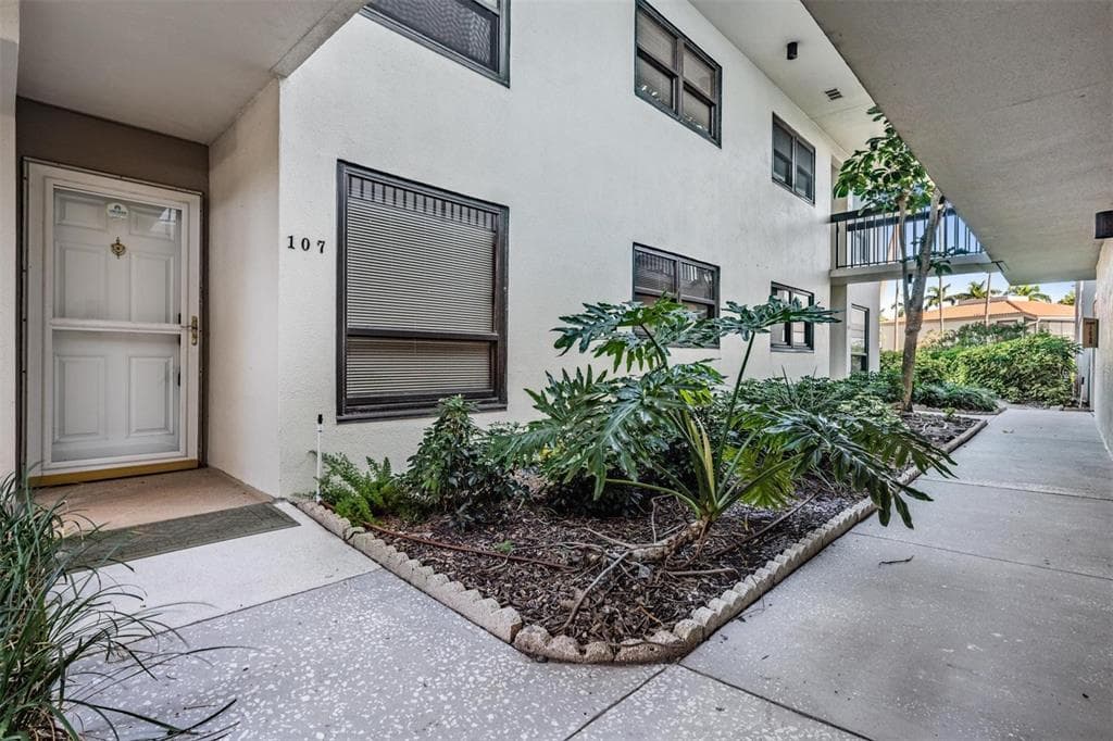 6294 BAHIA DEL MAR CIRCLE # 107, ST PETERSBURG, FL 33715 — zdjęcie 4