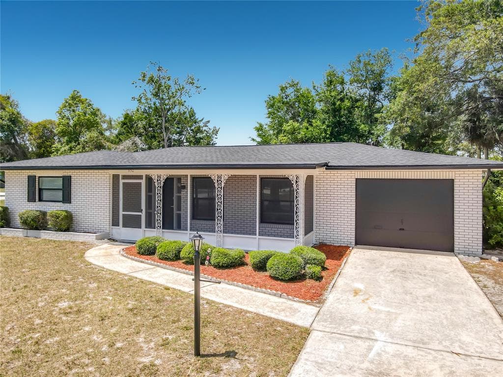 930 TROY DRIVE, DELTONA, FL 32725