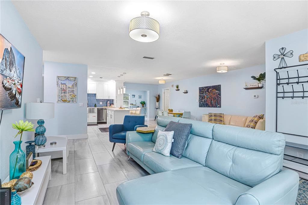 12819 129TH TERRACE, LARGO, FL 33774 — zdjęcie 5
