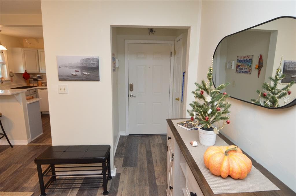 121 SEAHORSE DRIVE SE # C, ST PETERSBURG, FL 33705 — zdjęcie 3