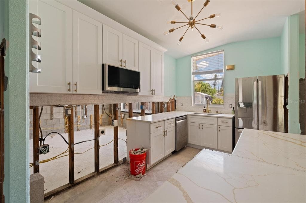 3727 ALABAMA AVENUE NE, ST PETERSBURG, FL 33703 — zdjęcie 5