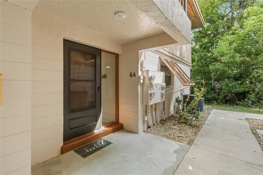 164 PERIMETER DRIVE # 4A, DELTONA, FL 32725