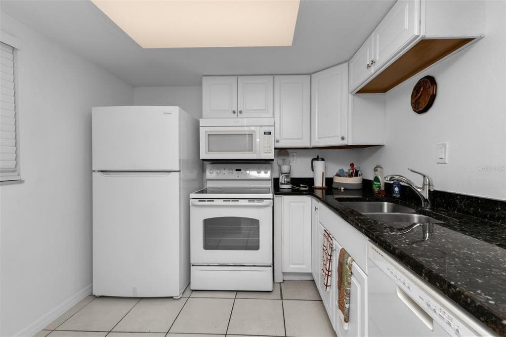 3100 HARBOR BOULEVARD # 203, PORT CHARLOTTE, FL 33952 — zdjęcie 5