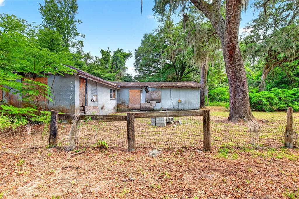 15176 NE 154TH LANE, FORT MC COY, FL 32134 — zdjęcie 2
