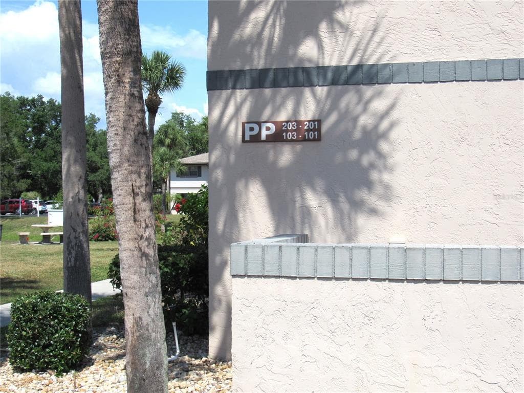 19505 QUESADA AVENUE # PP101, PORT CHARLOTTE, FL 33948 — zdjęcie 2