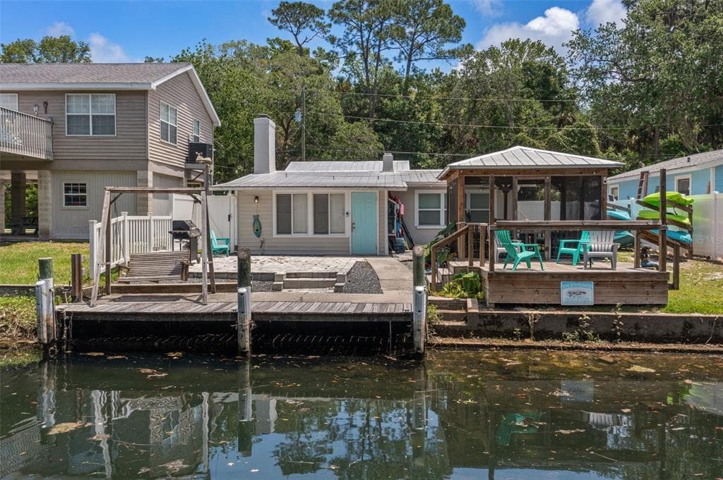 6245 WAVERLY ROAD, WEEKI WACHEE, FL 34607