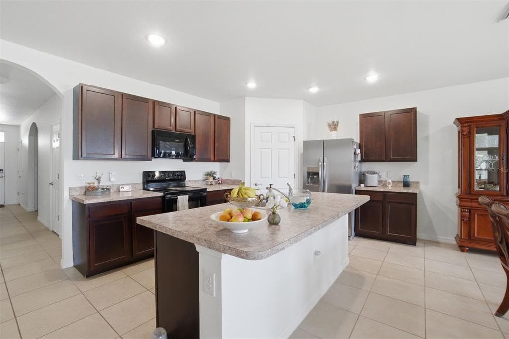 3422 CANCUN COURT, CAPE CORAL, FL 33909 — zdjęcie 3