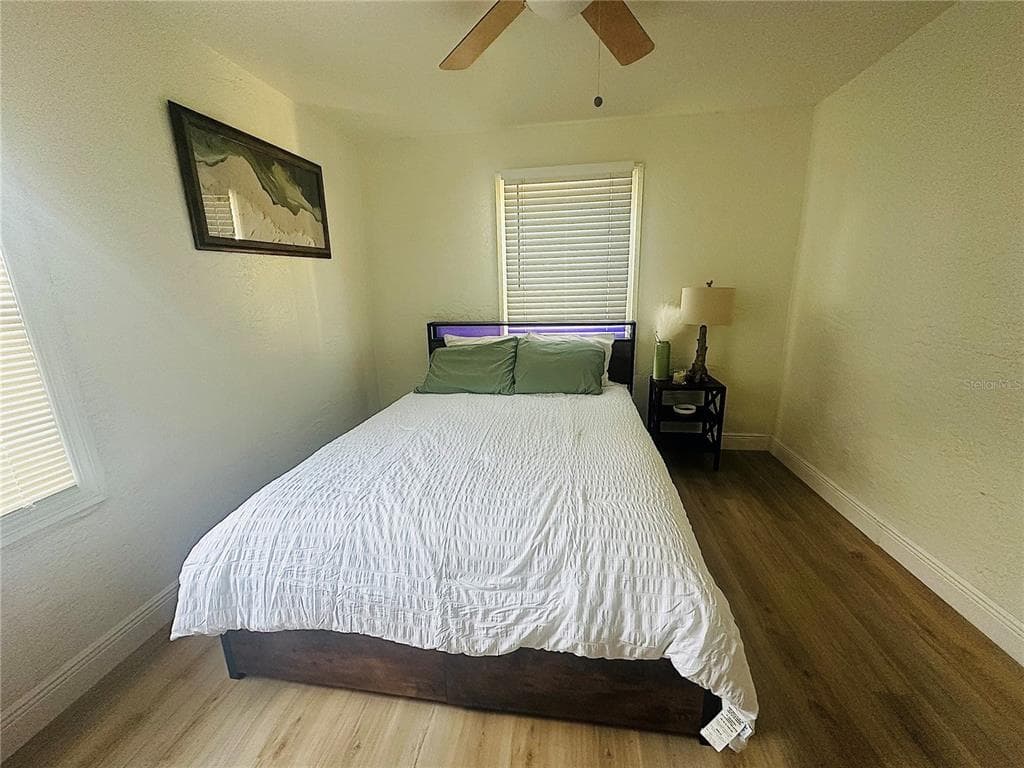 4811 EMERSON AVENUE S, ST PETERSBURG, FL 33711 — zdjęcie 4