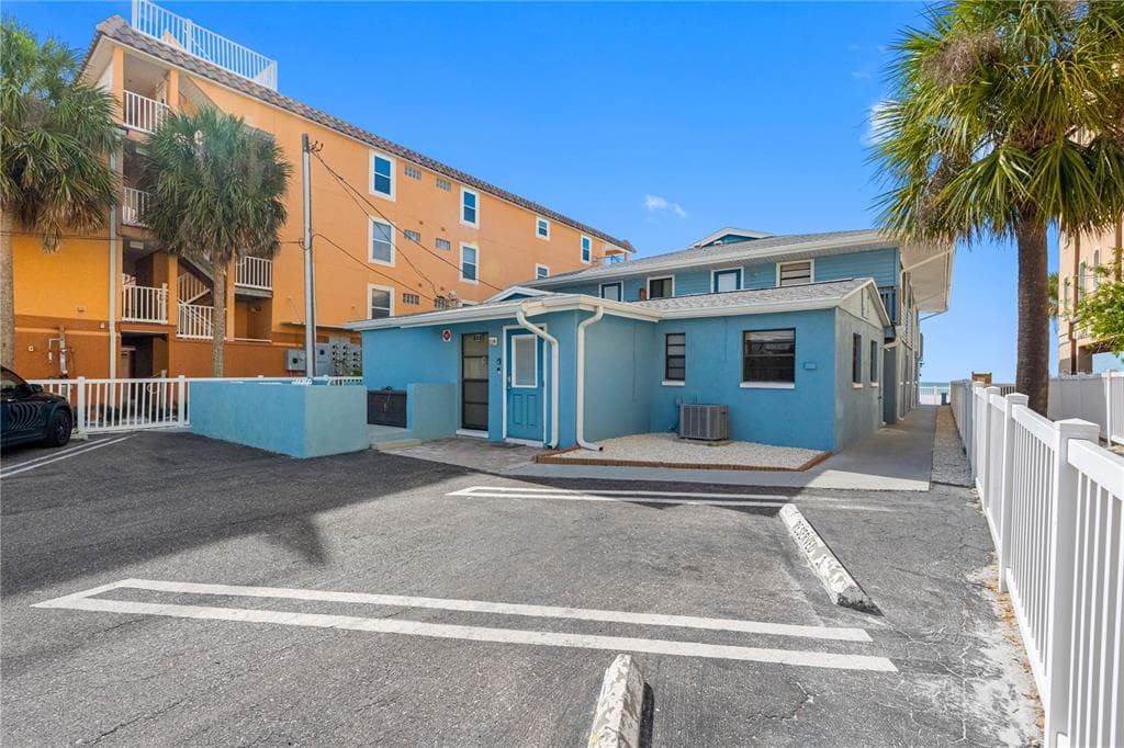614 GULF BOULEVARD # 9, INDIAN ROCKS BEACH, FL 33785