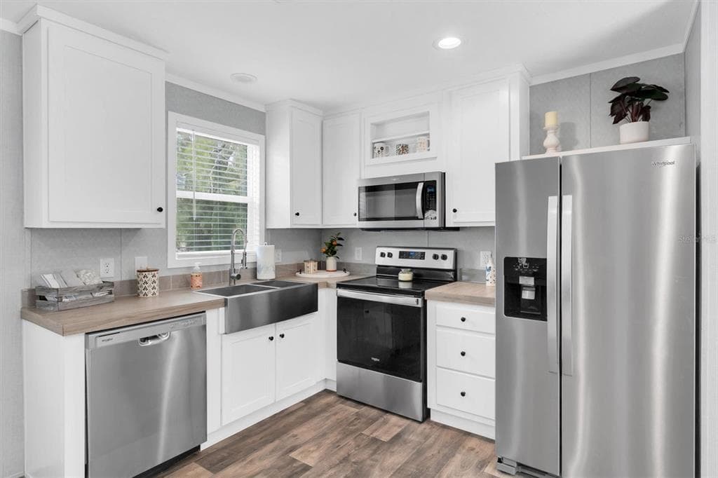 10617 DENTON AVENUE, HUDSON, FL 34667 — zdjęcie 2