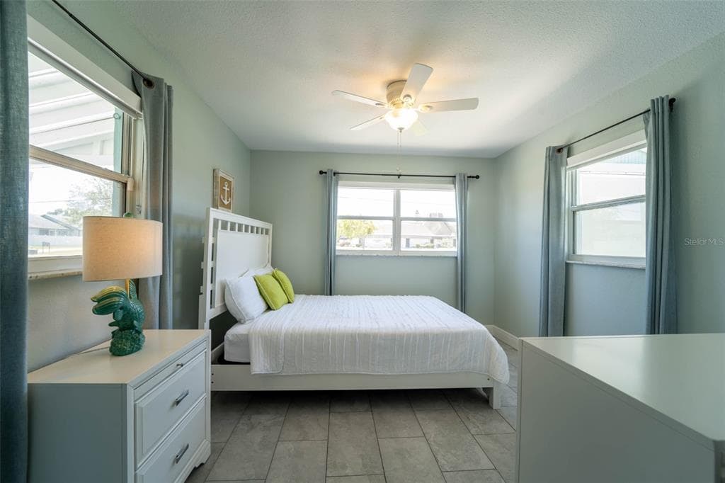 4825 FLORAMAR TERRACE, NEW PORT RICHEY, FL 34652 — zdjęcie 3