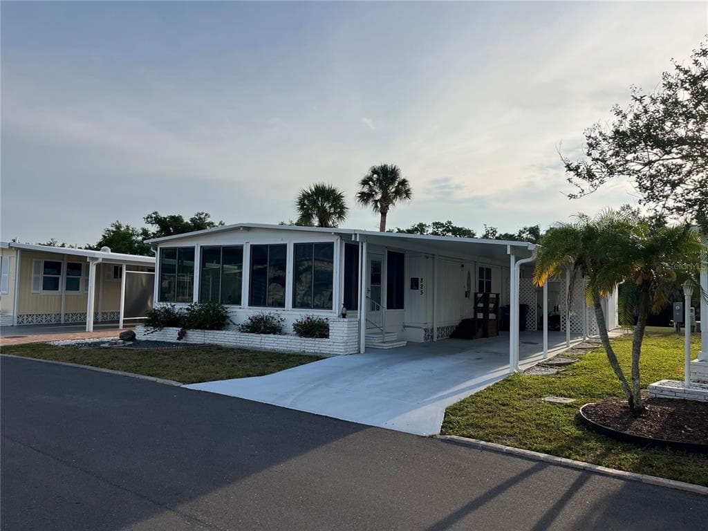 825 JOLANDA CIRCLE, VENICE, FL 34285