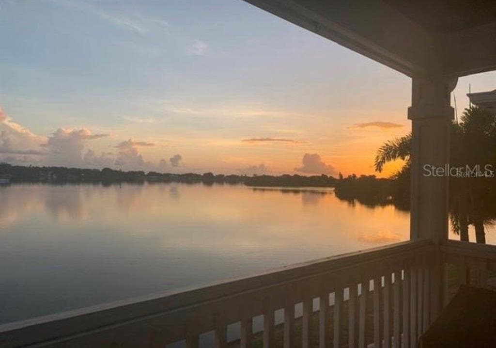 201 POMPANO DRIVE SE # C furnished, ST PETERSBURG, FL 33705