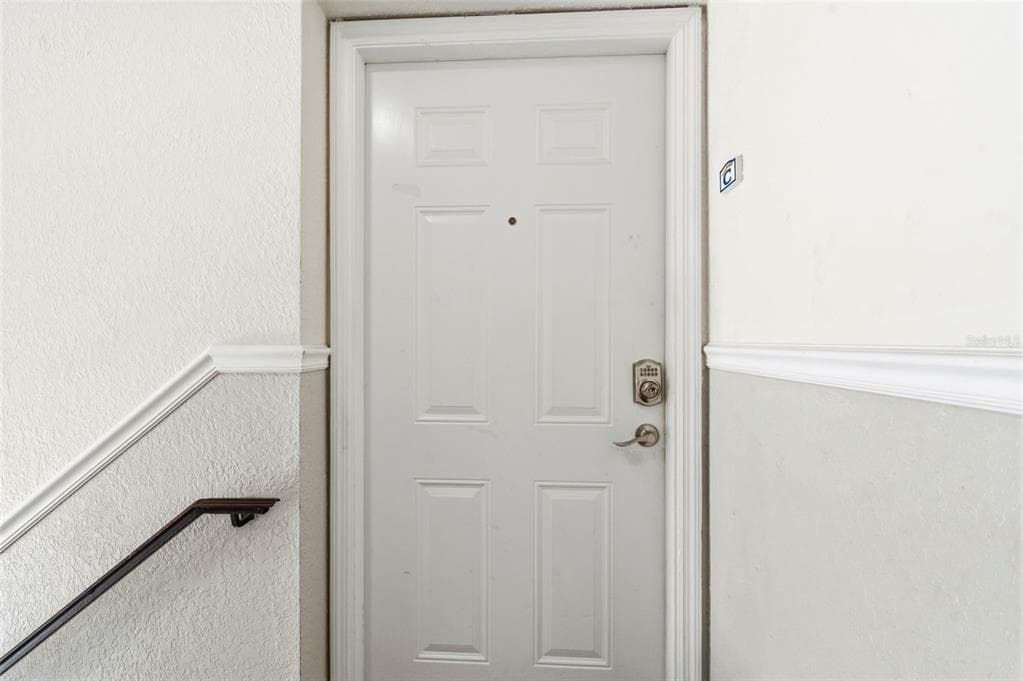 201 POMPANO DRIVE SE # C furnished, ST PETERSBURG, FL 33705 — zdjęcie 4