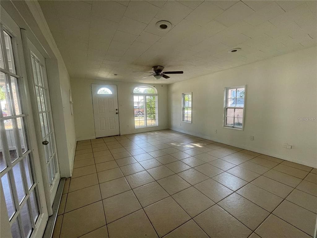 5891 93RD AVENUE N, PINELLAS PARK, FL 33782 — zdjęcie 3