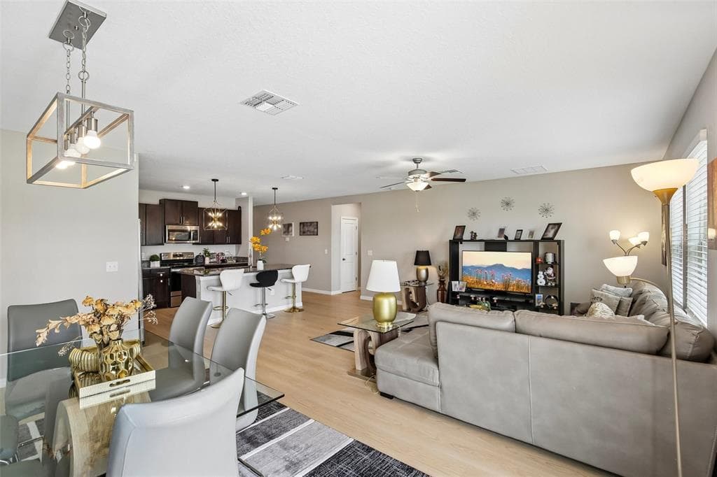 15608 MILLER CREEK DRIVE, SUN CITY CENTER, FL 33573 — zdjęcie 3