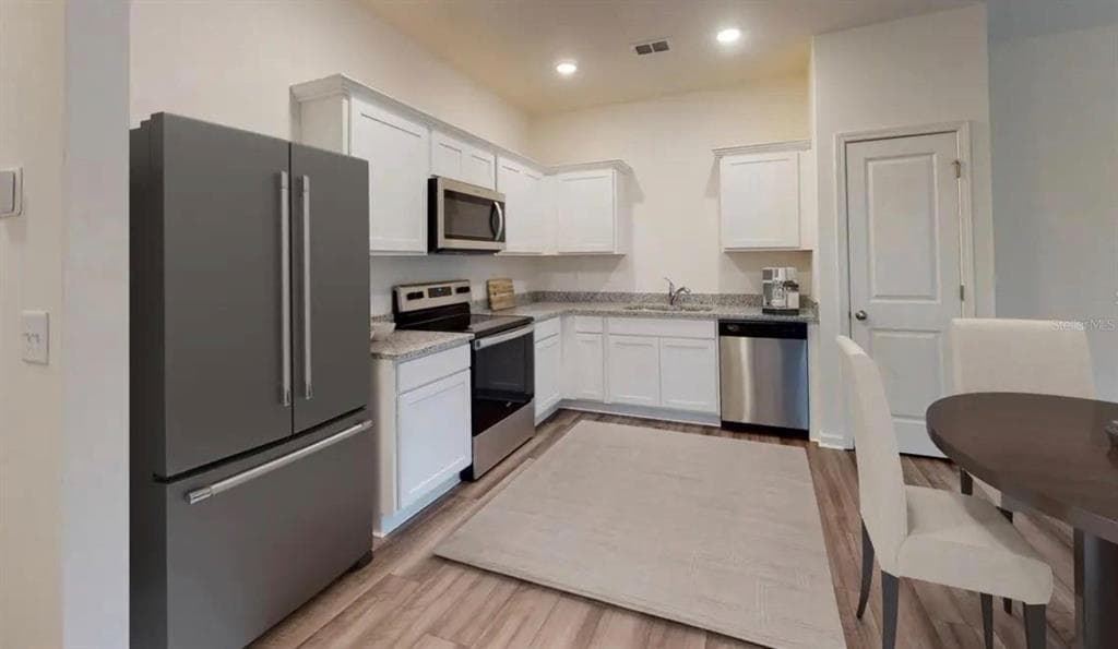6195 DAERR RIDGE ST STREET, ZEPHYRHILLS, FL 33542 — zdjęcie 5